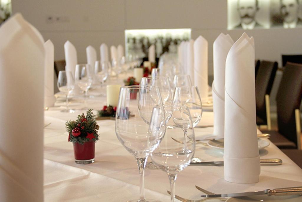 Hotel-Restaurant Ochsen Blaubeuren Εξωτερικό φωτογραφία